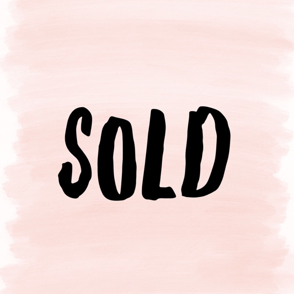Listings below are sold/donated💛